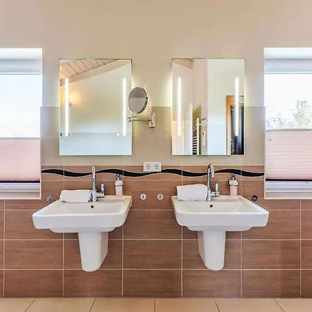 Ferienhaus Meeresbrise By Interhome Dagebüll